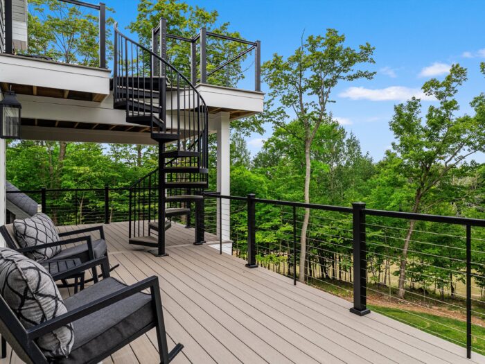 Van's Lumber custom built homes in Northeast Wisconsin exterior rooftop deck