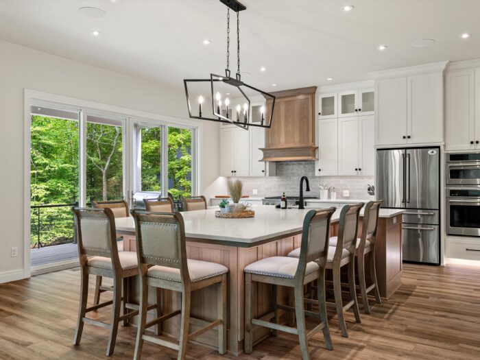 Van's Lumber custom built homes in Northeast Wisconsin interior dining room