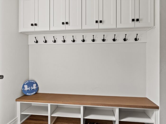 Van's Lumber custom built homes in Northeast Wisconsin interior mudroom
