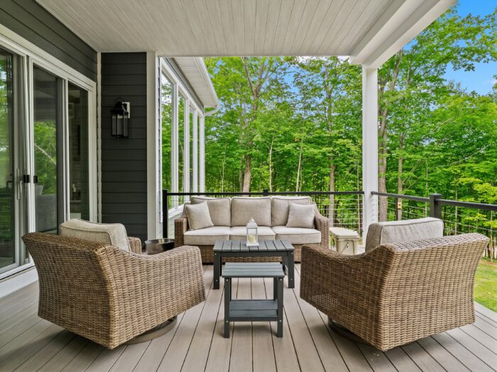 Van's Lumber custom built homes in Northeast Wisconsin exterior back porch
