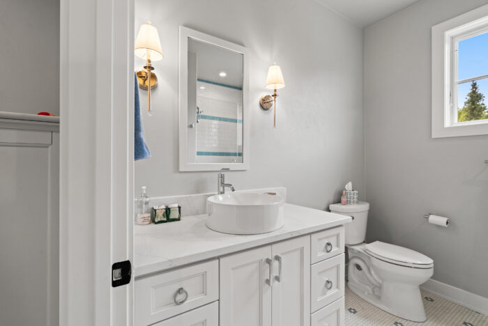 Van's Lumber custom built homes in Northeast Wisconsin interior bathroom