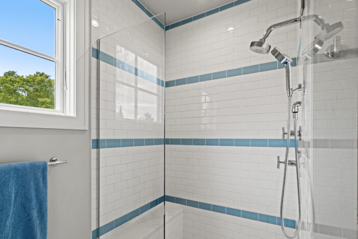 Van's Lumber custom built homes in Northeast Wisconsin interior bathroom
