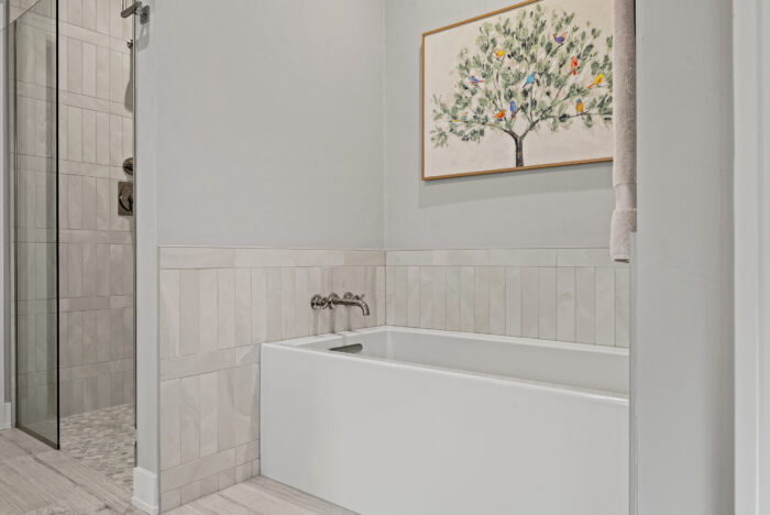 Van's Lumber custom built homes in Northeast Wisconsin interior bathroom