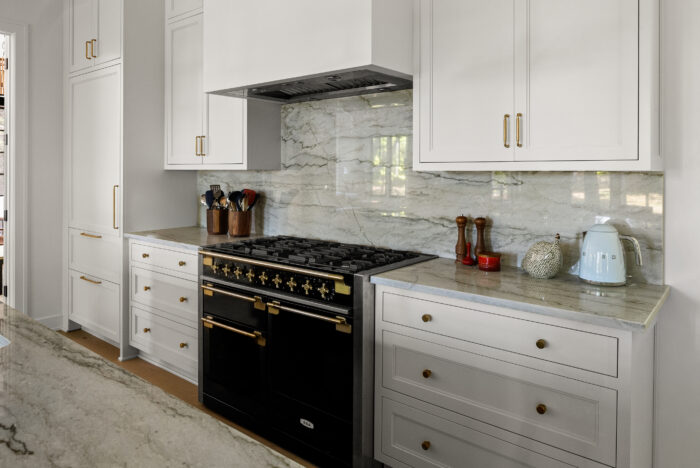 Van's Lumber custom built homes in Northeast Wisconsin interior kitchen