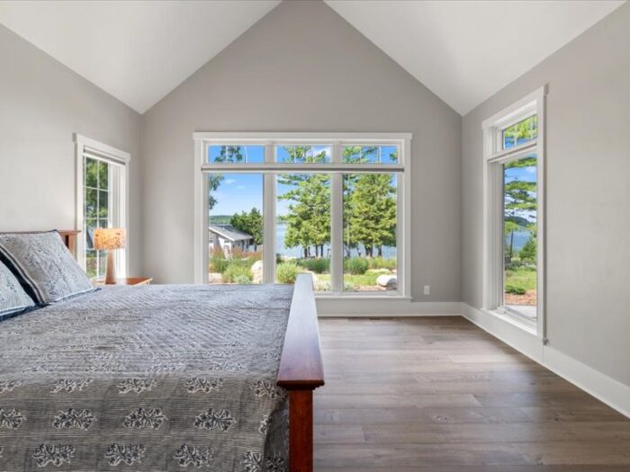 Van's Lumber custom built homes in Northeast Wisconsin interior bedroom