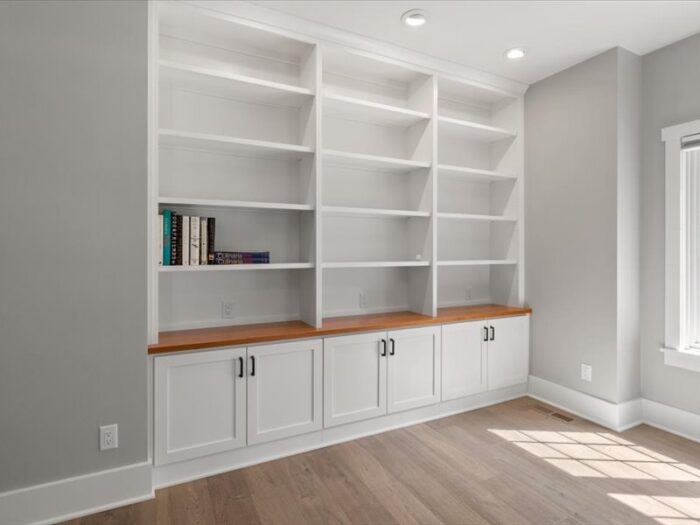 Van's Lumber custom built homes in Northeast Wisconsin interior builtins