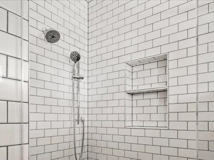 Van's Lumber custom built homes in Northeast Wisconsin interior bathroom