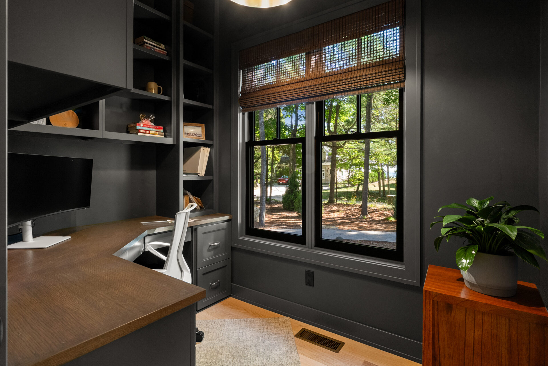 Nature's Edge Office