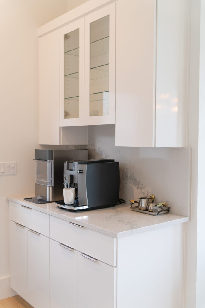 Modern Bay Coffee Bar